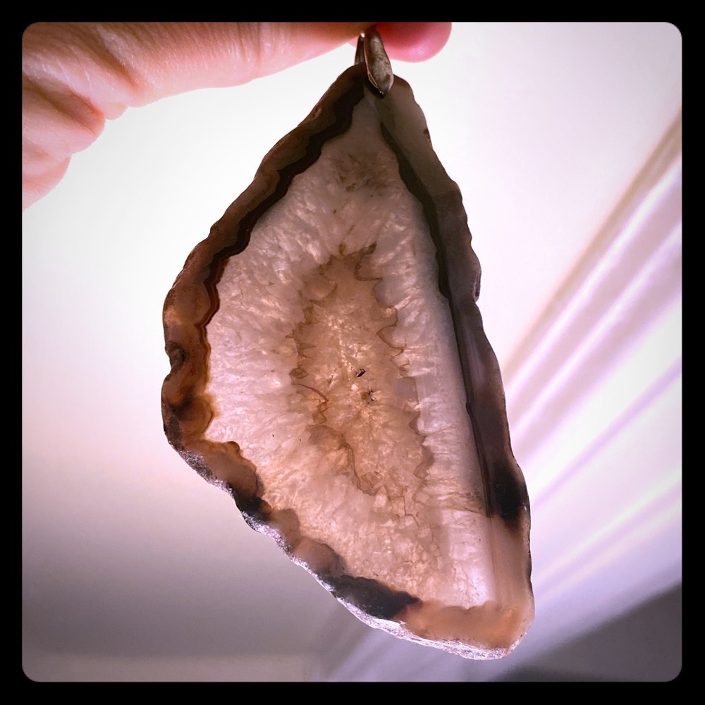 Crystal agate necklace pendant